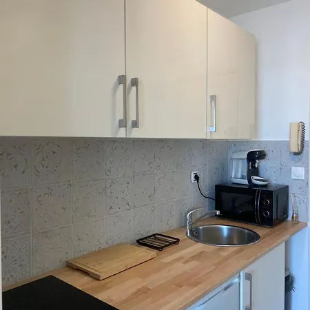 Entierement Refait A Neuf Apartmán